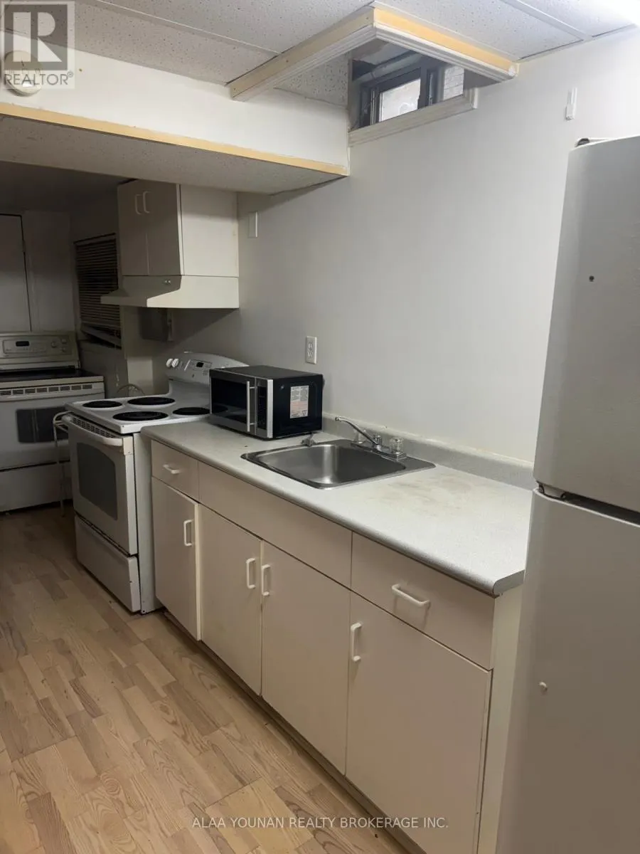 62 WEATHER VANE LINE