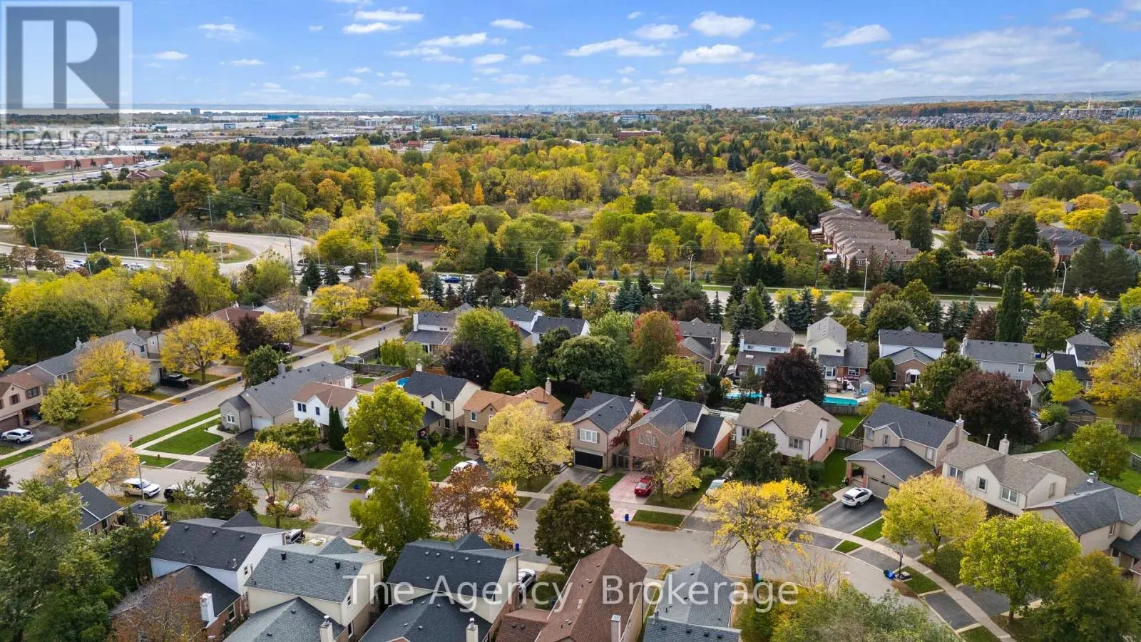 1122 GLENRIDGE DRIVE