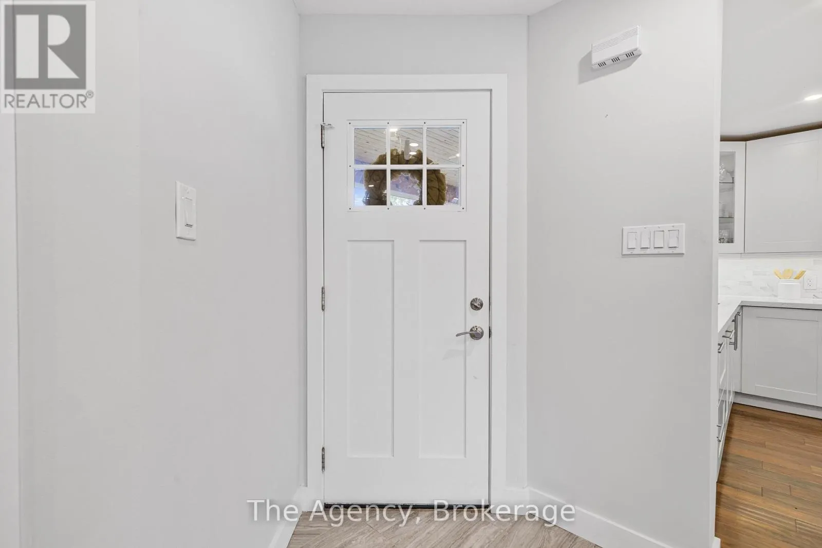 1122 GLENRIDGE DRIVE