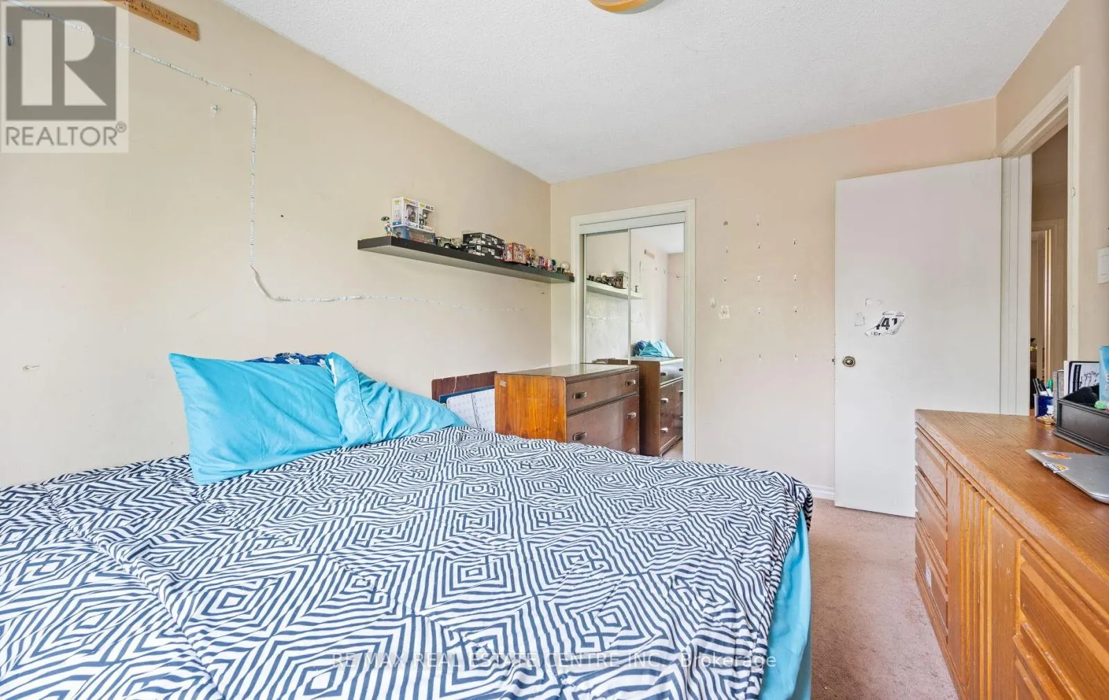 35 - 750 BURNHAMTHORPE ROAD E