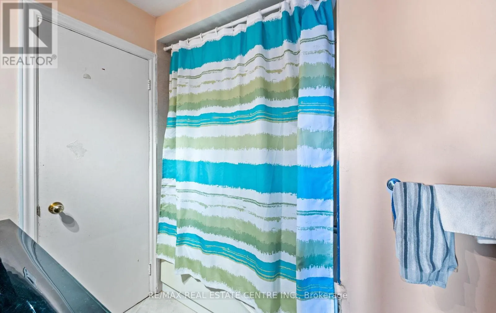 35 - 750 BURNHAMTHORPE ROAD E