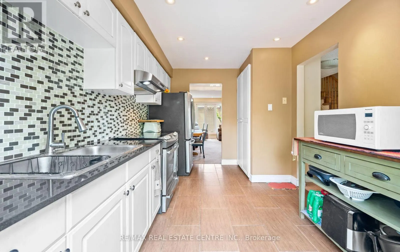 35 - 750 BURNHAMTHORPE ROAD E