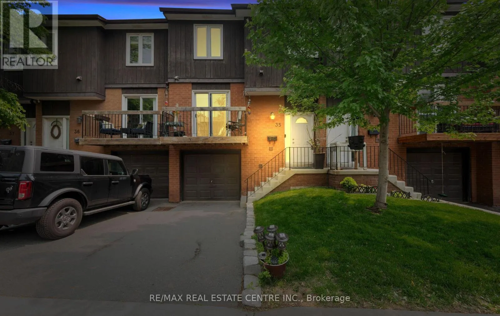 35 - 750 BURNHAMTHORPE ROAD E