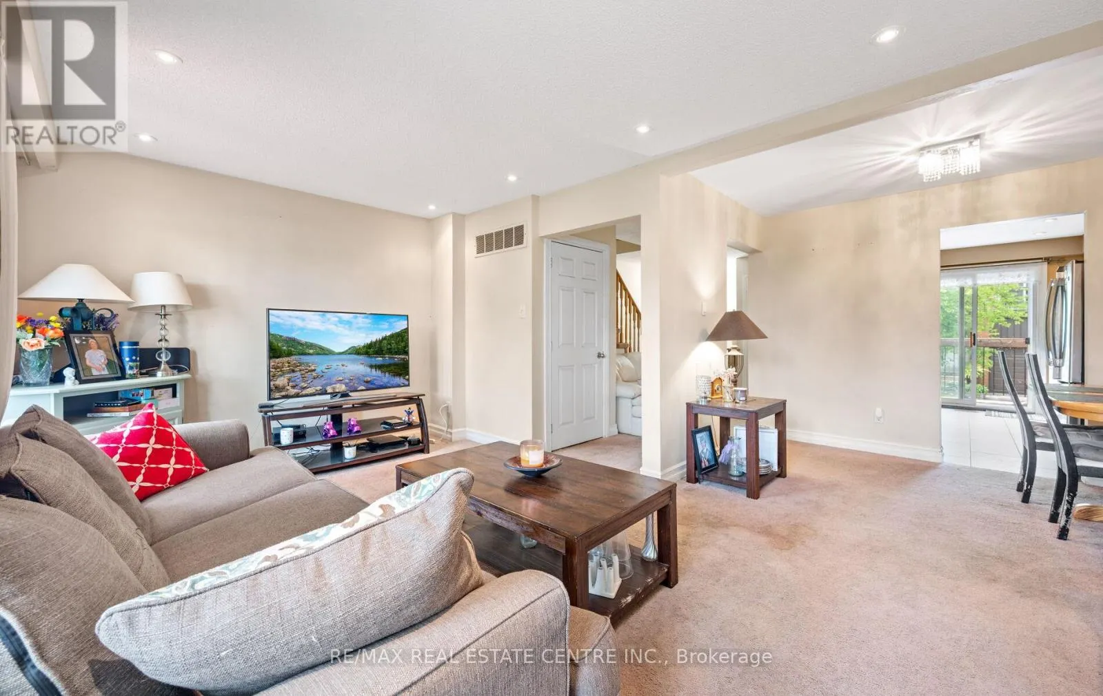 35 - 750 BURNHAMTHORPE ROAD E