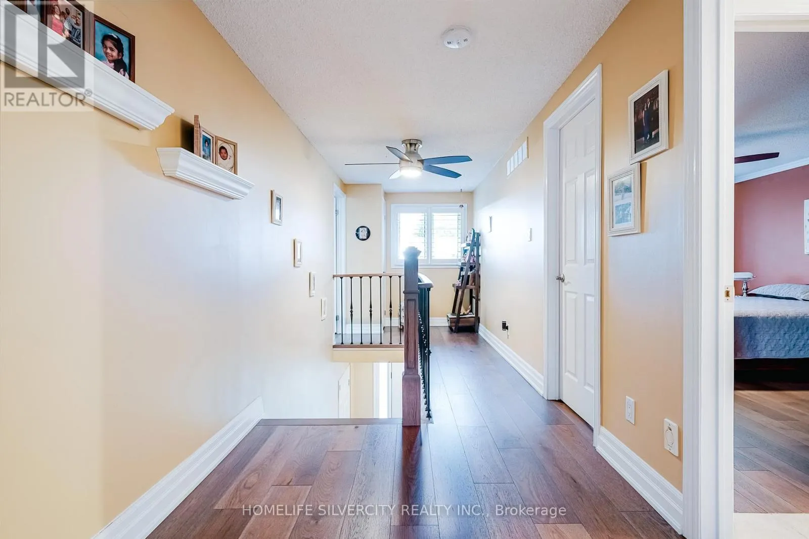 3216 TWIN OAKS CRESCENT