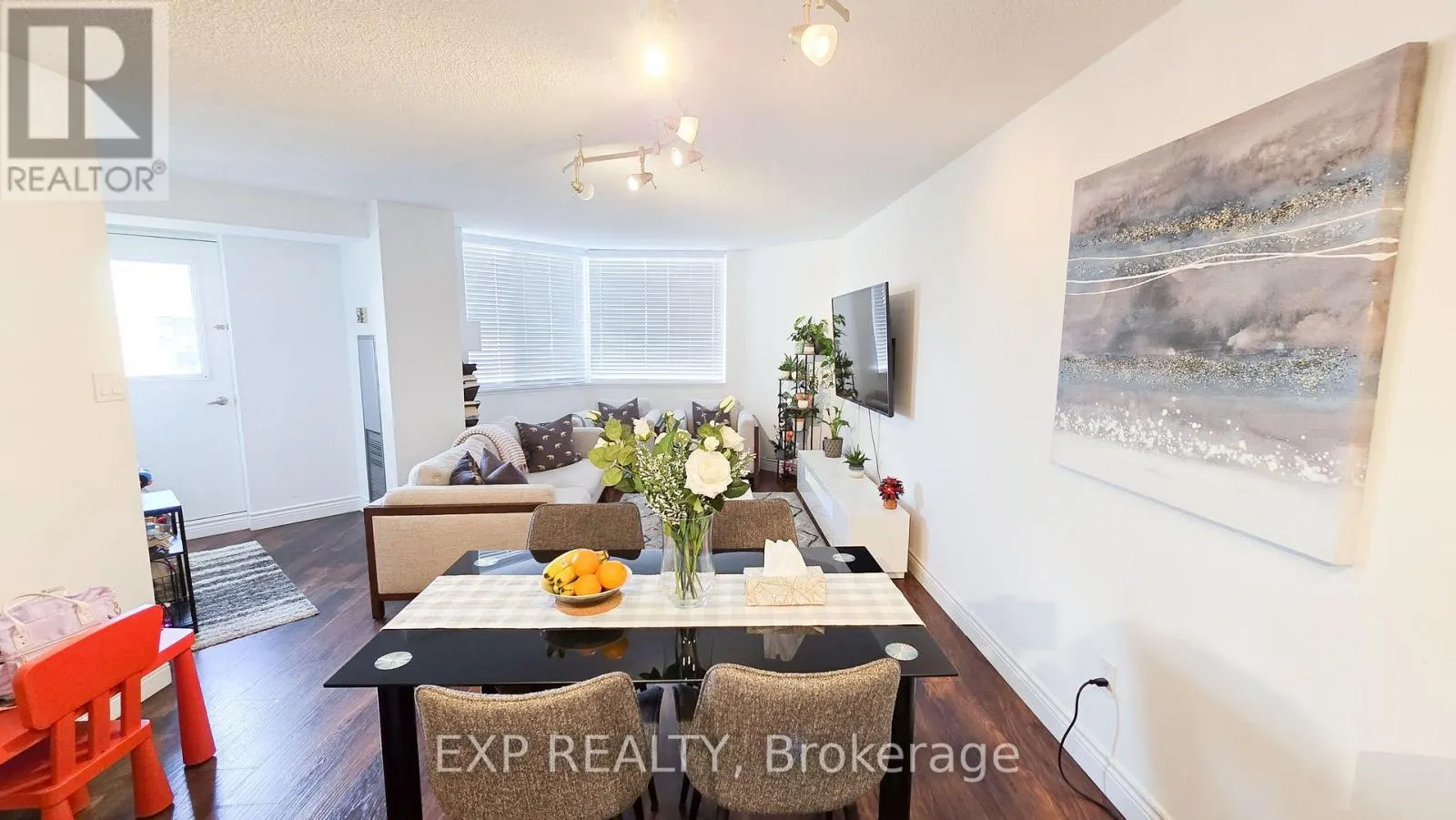 PH 10 - 234 ALBION ROAD