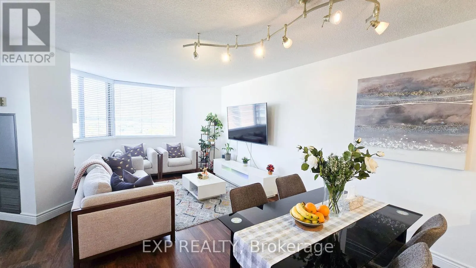 PH 10 - 234 ALBION ROAD