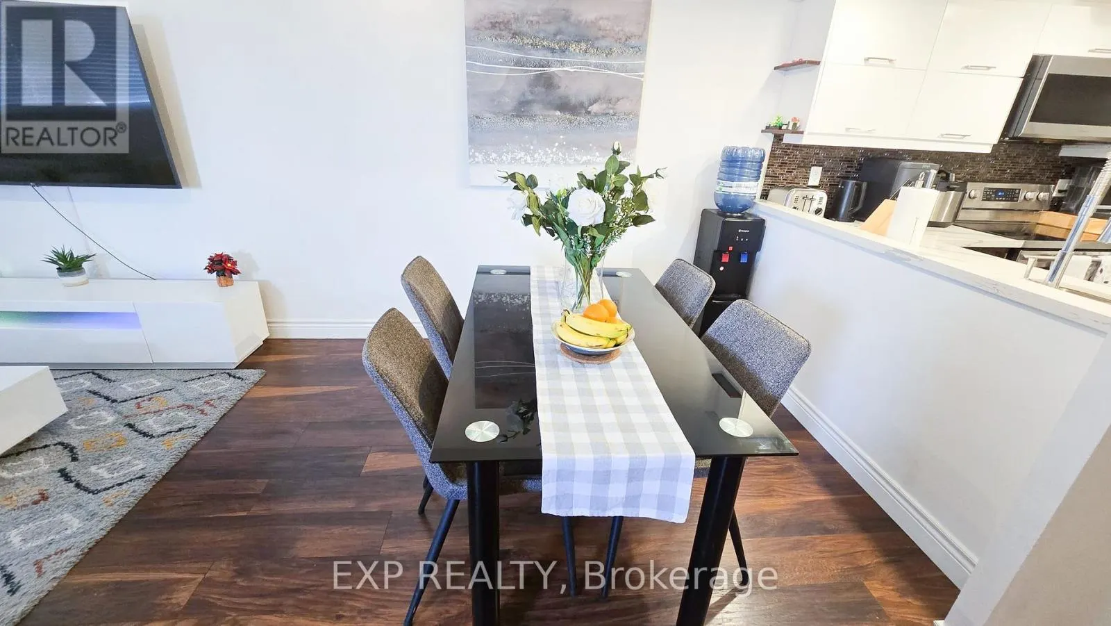 PH 10 - 234 ALBION ROAD