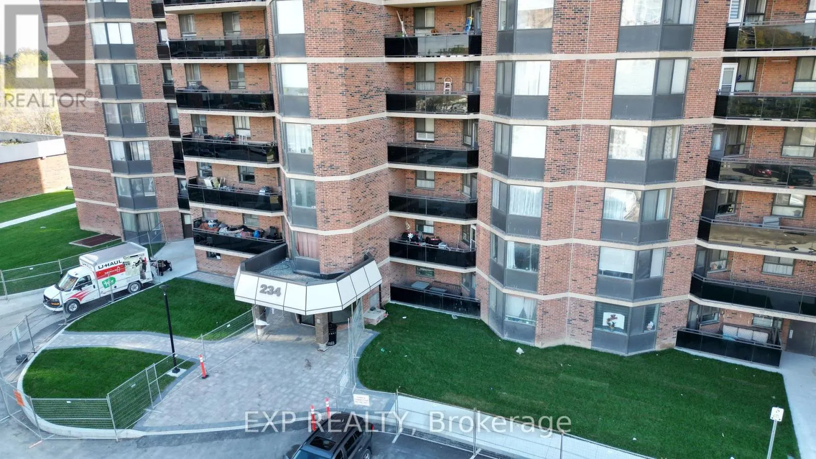 PH 10 - 234 ALBION ROAD