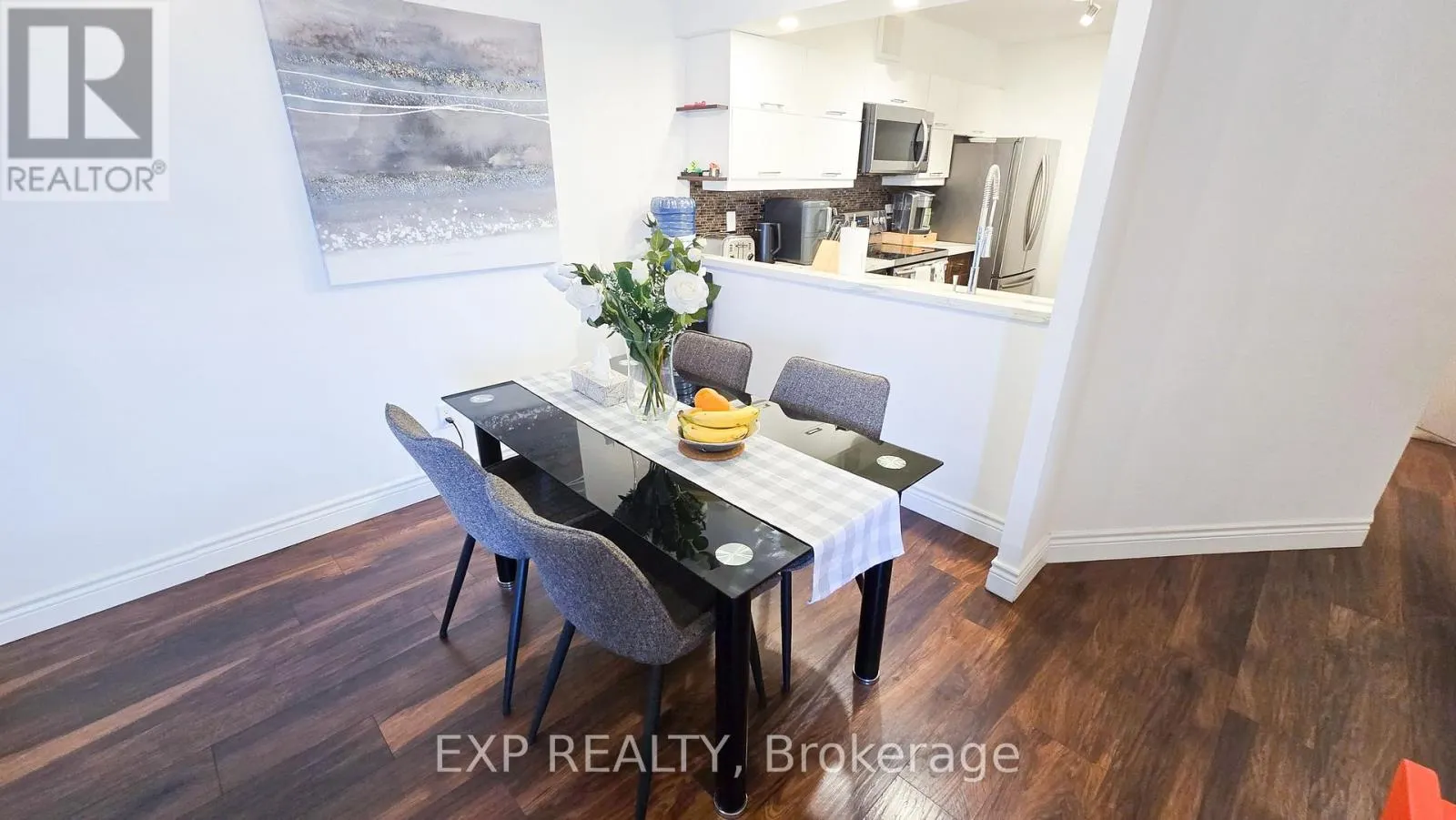 PH 10 - 234 ALBION ROAD