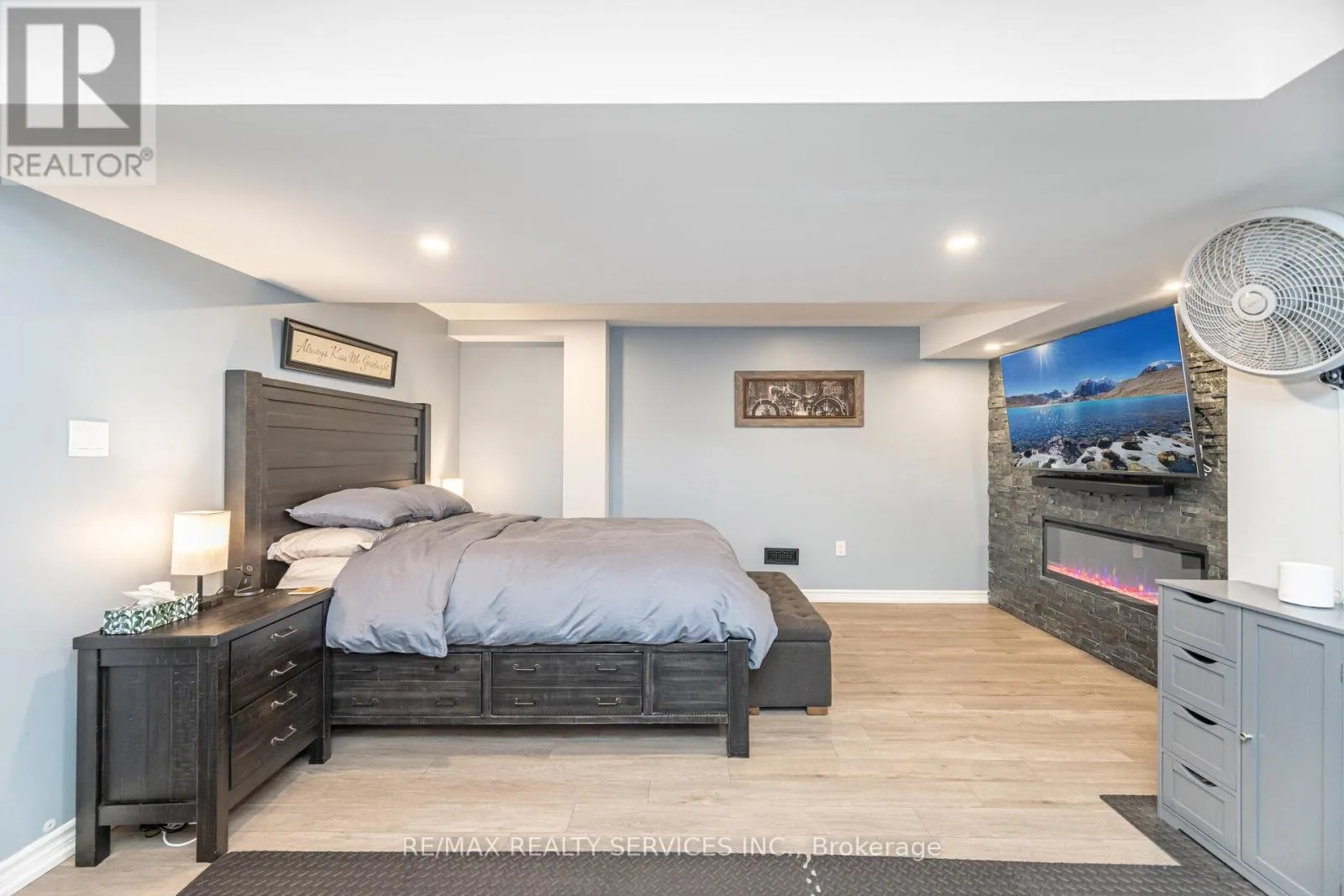 333 REMEMBRANCE ROAD