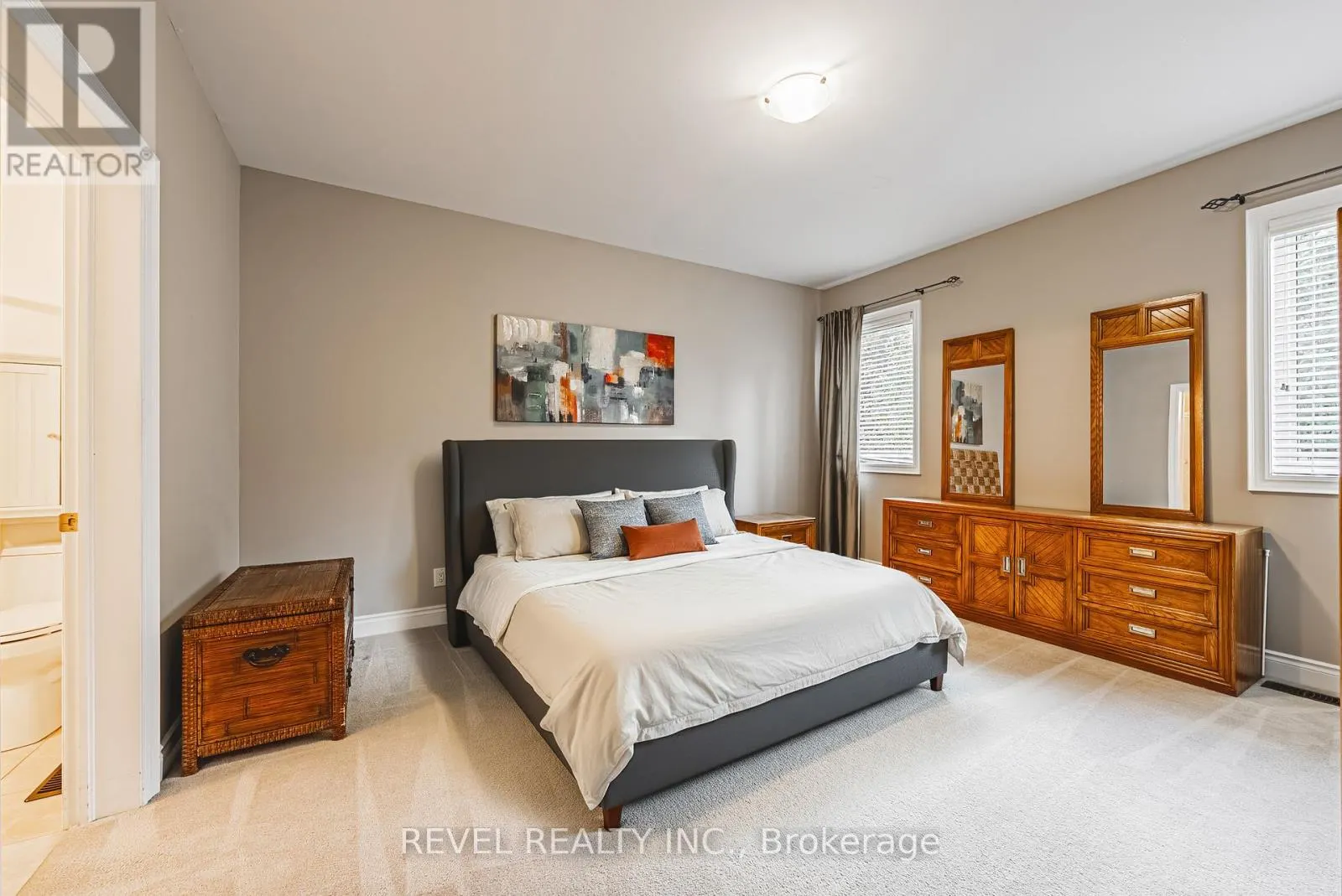 664 SERAFINI CRESCENT