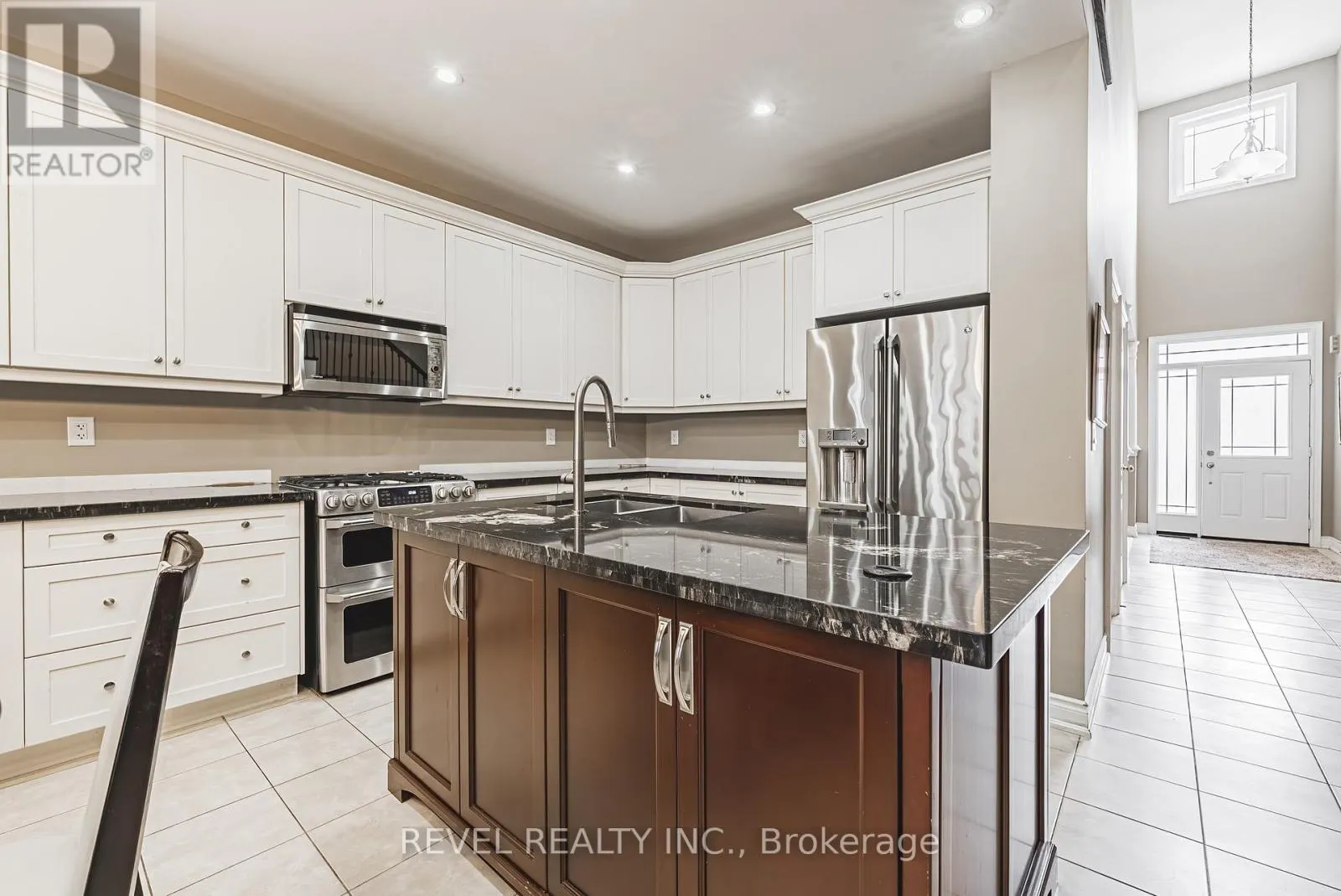 664 SERAFINI CRESCENT