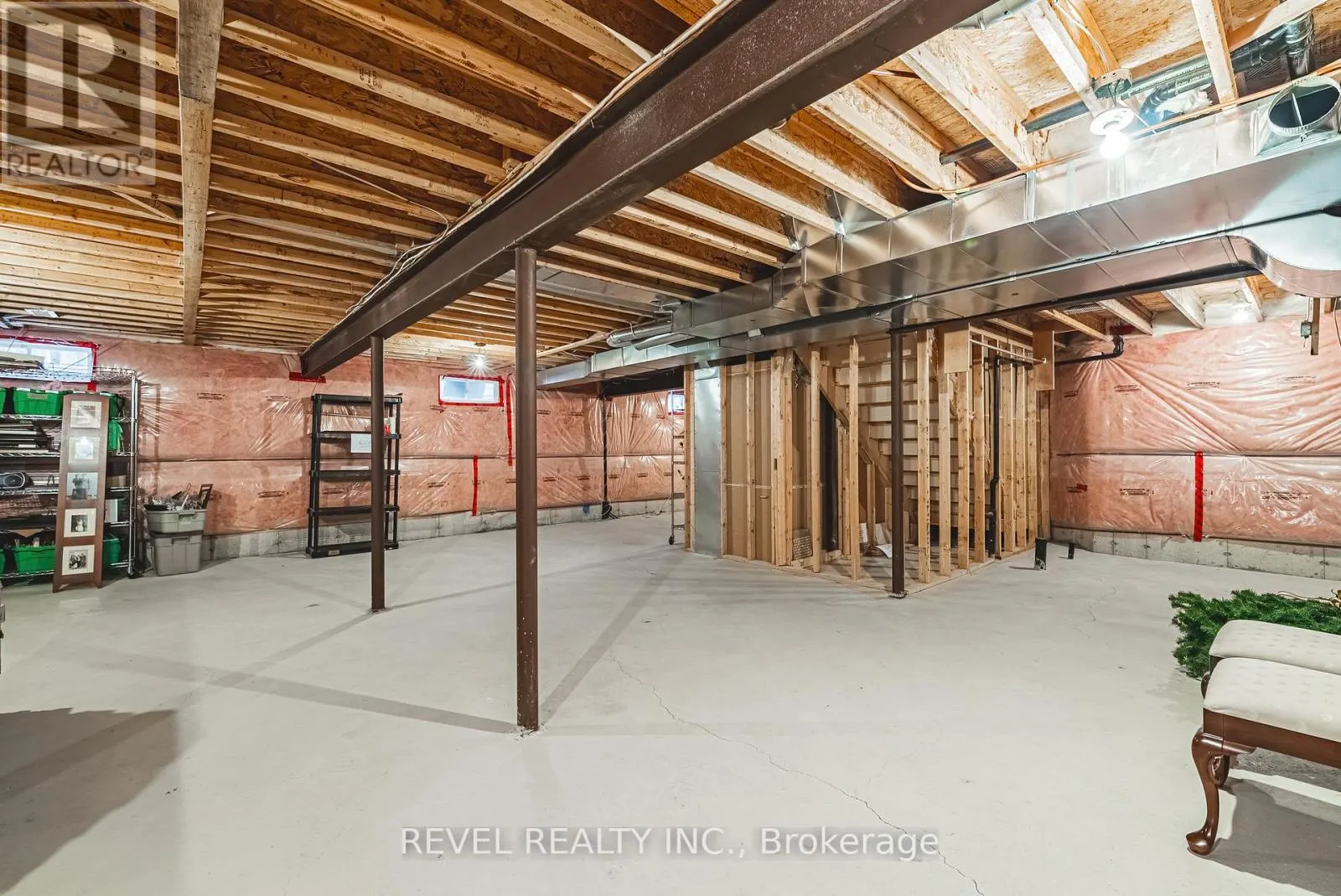 664 SERAFINI CRESCENT