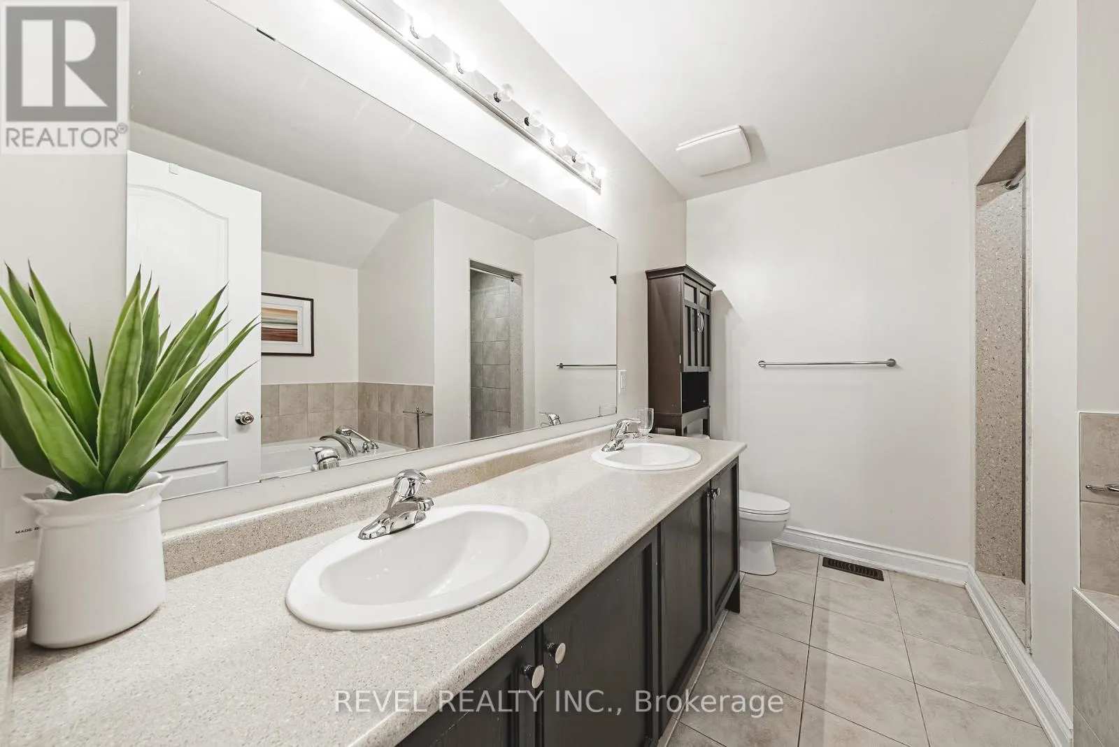 664 SERAFINI CRESCENT