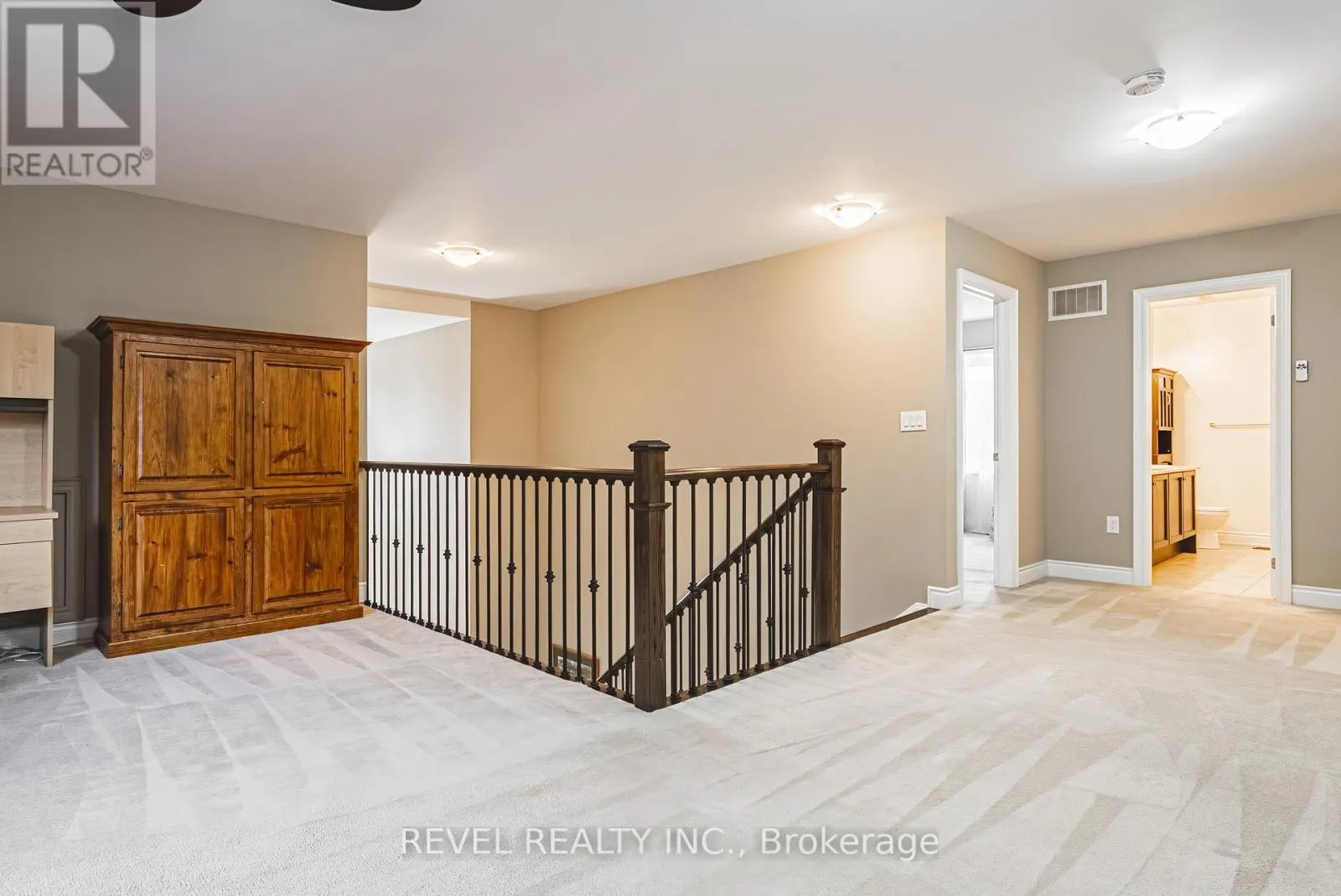 664 SERAFINI CRESCENT