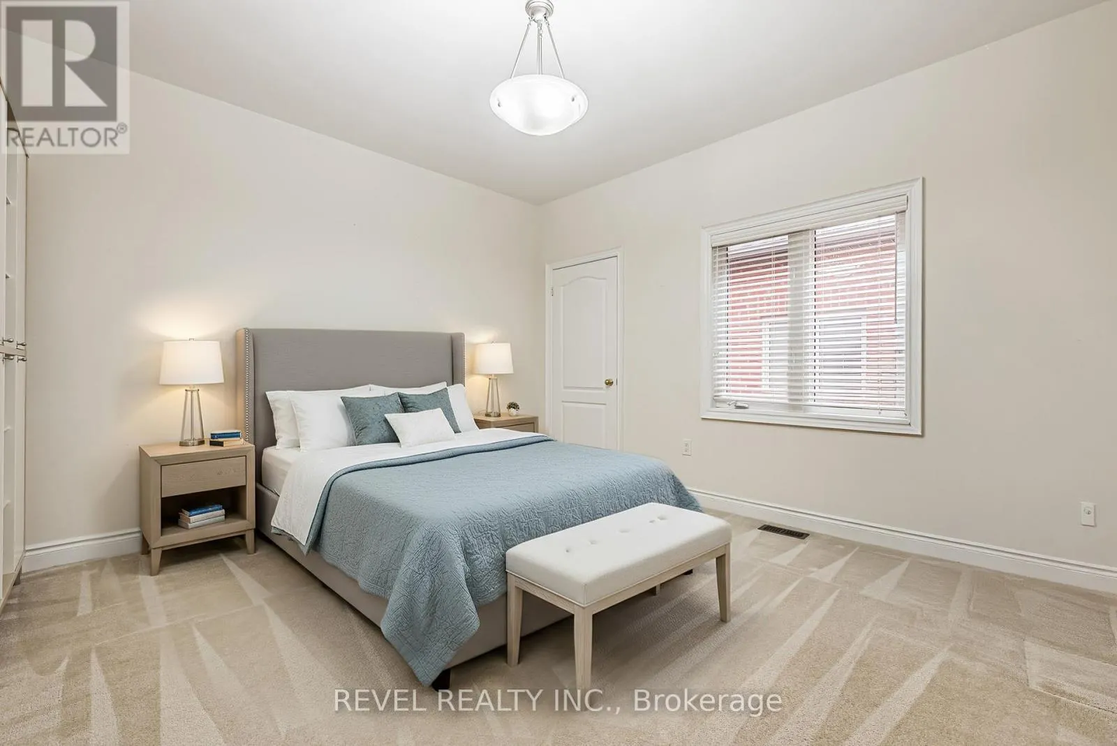 664 SERAFINI CRESCENT