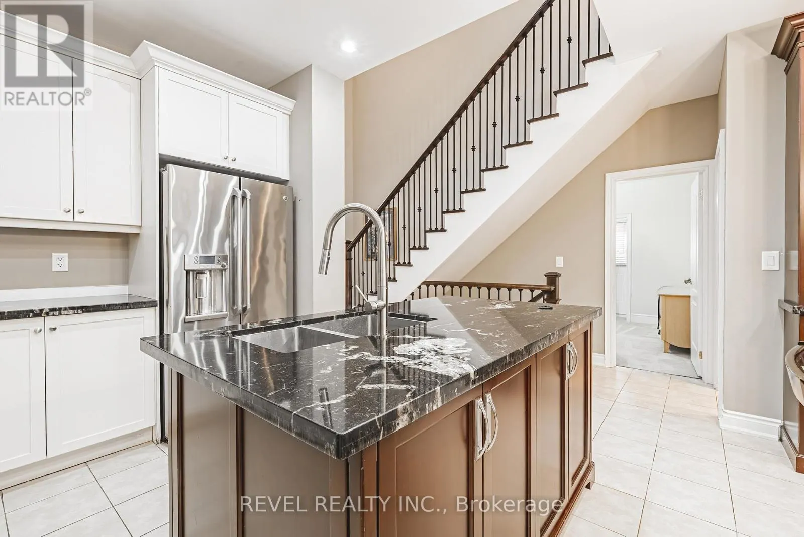 664 SERAFINI CRESCENT