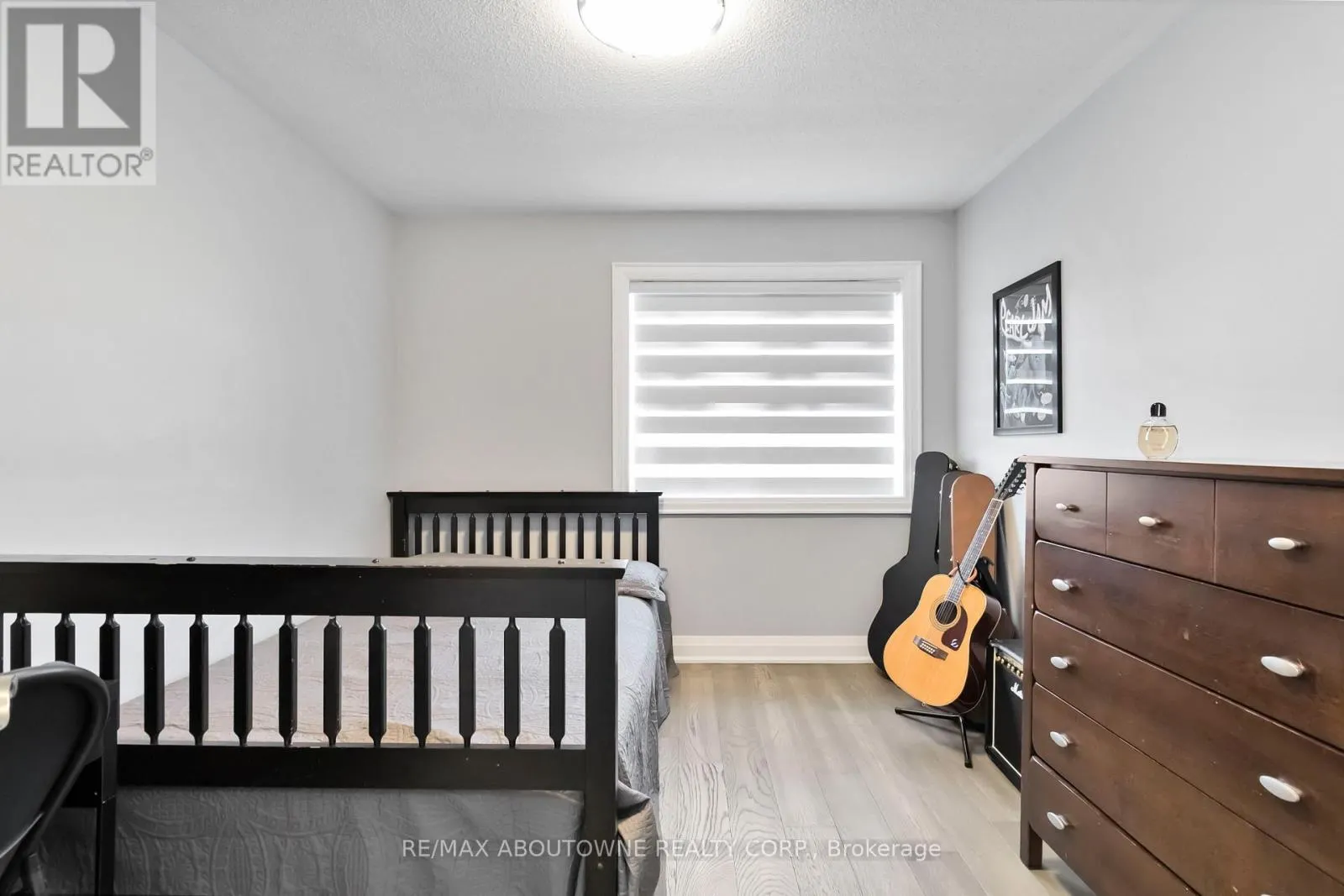 2286 DUNFOREST CRESCENT