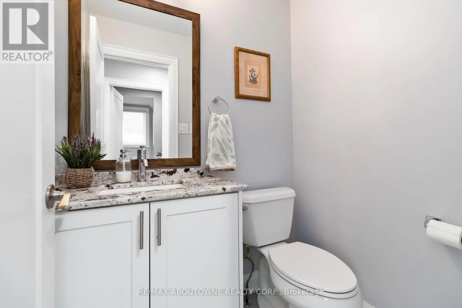 2286 DUNFOREST CRESCENT