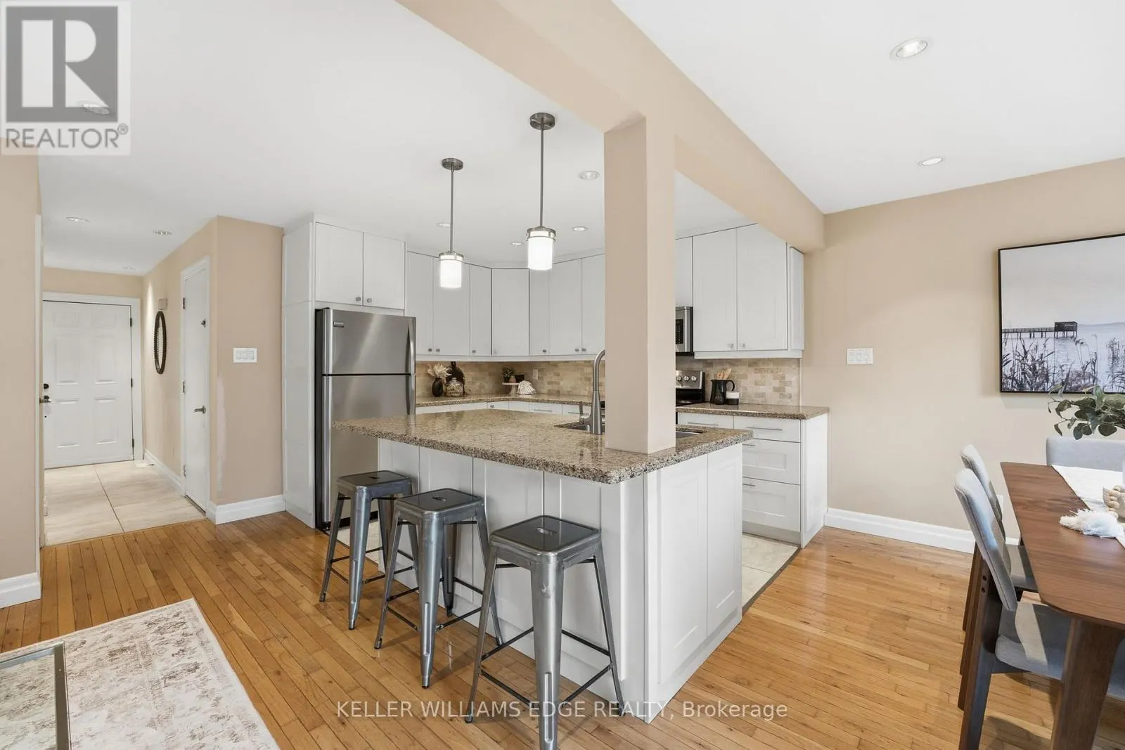 16 - 2200 GLENWOOD SCHOOL DRIVE