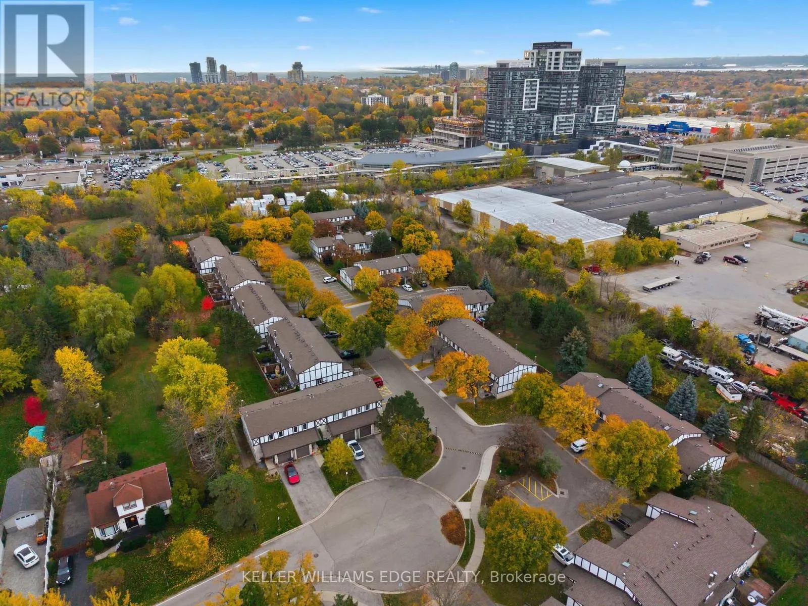 16 - 2200 GLENWOOD SCHOOL DRIVE