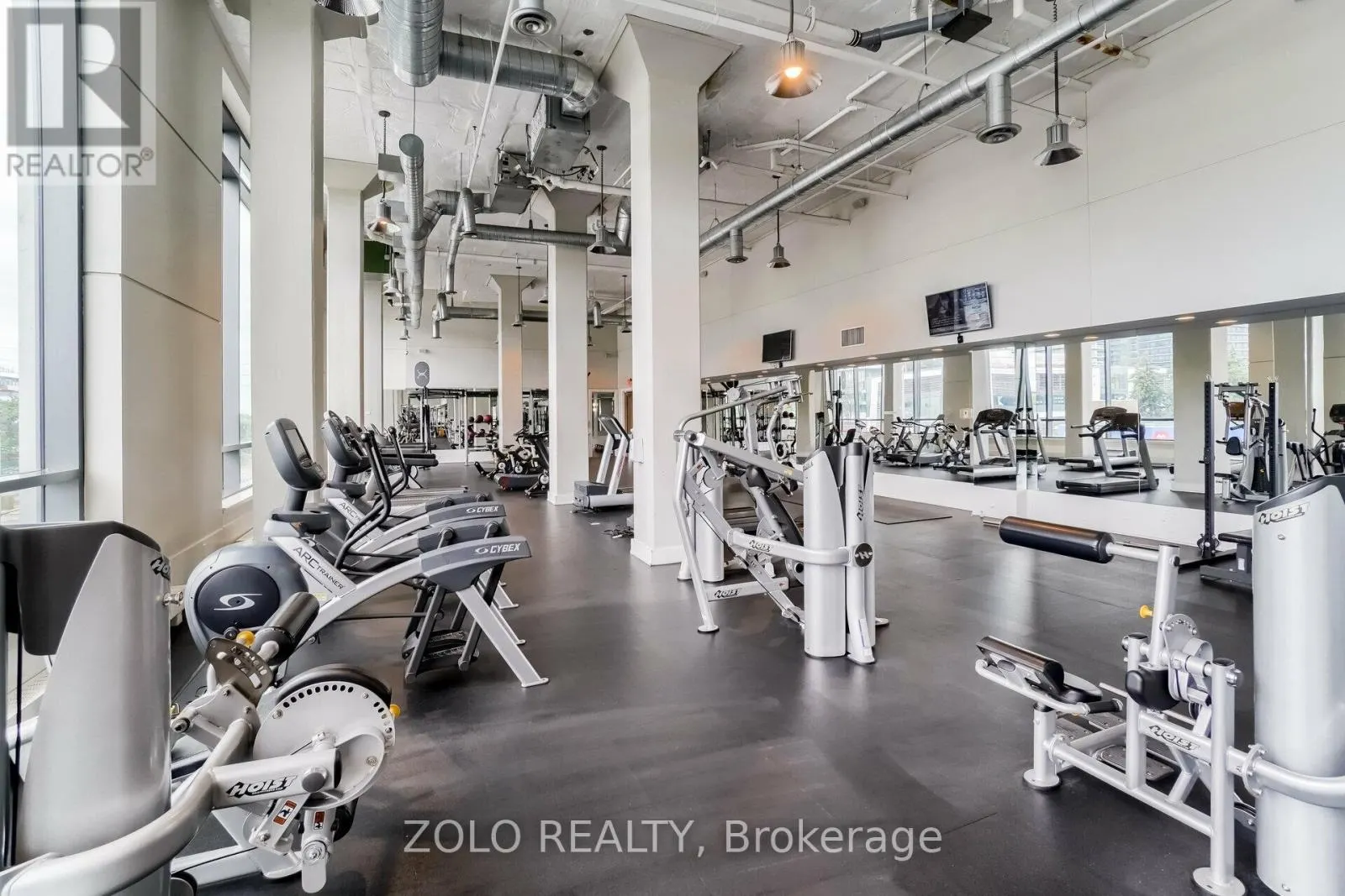 902 - 2212 LAKESHORE BOULEVARD W