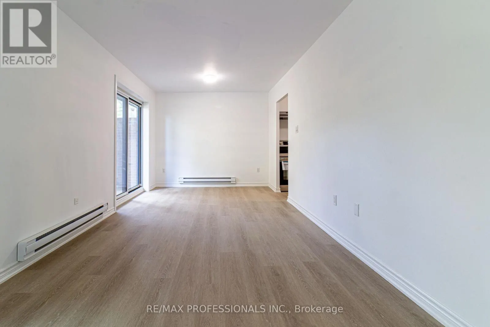 49 - 2035 SOUTH MILLWAY