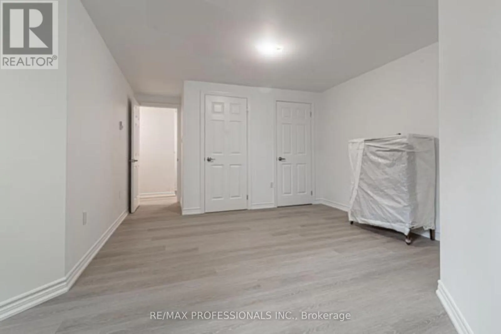 49 - 2035 SOUTH MILLWAY