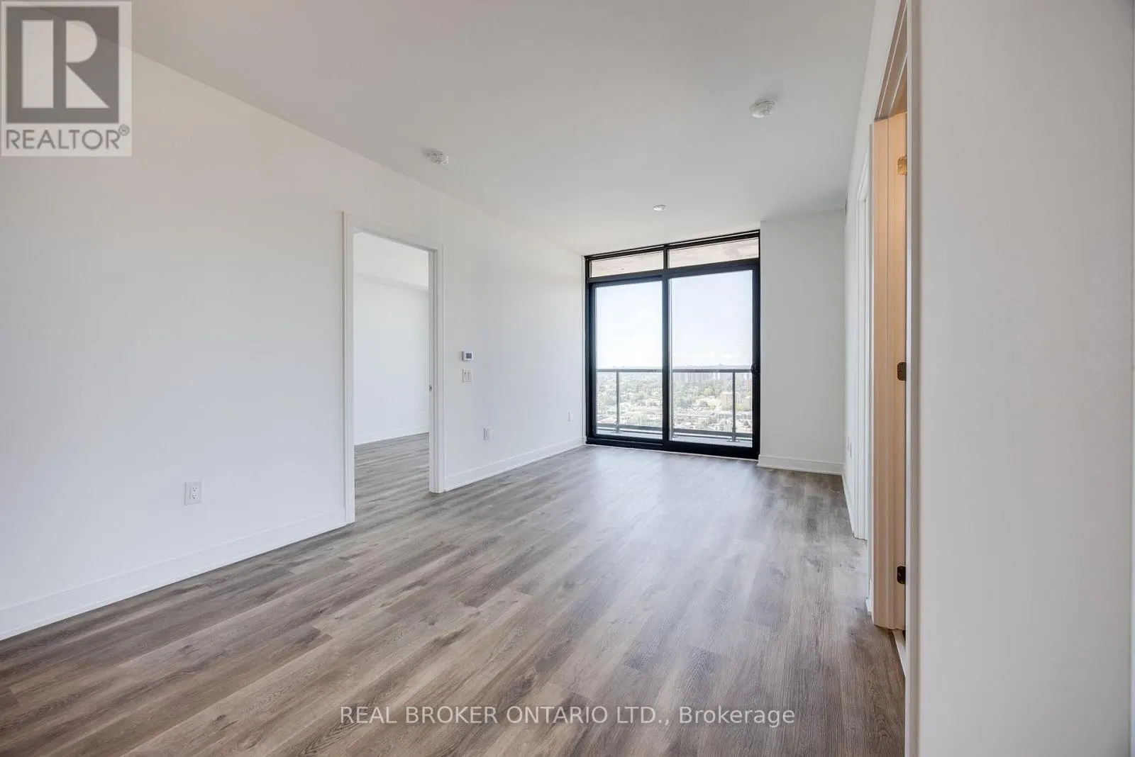 1602 - 86 DUNDAS STREET E