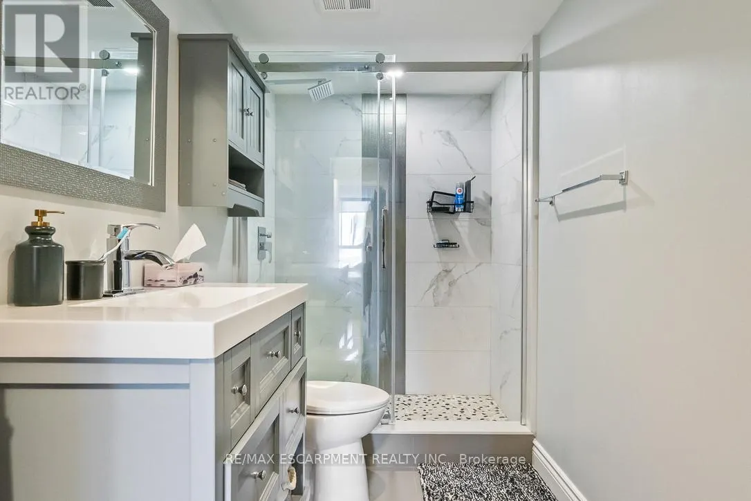 1015 - 1485 LAKESHORE ROAD