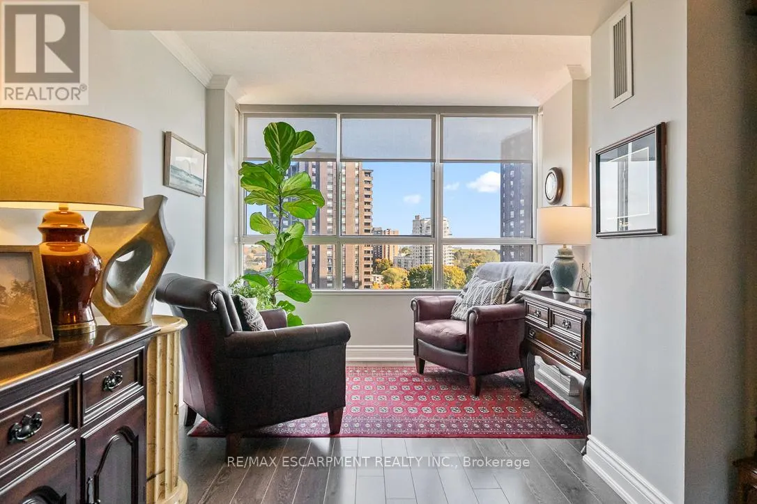 1015 - 1485 LAKESHORE ROAD