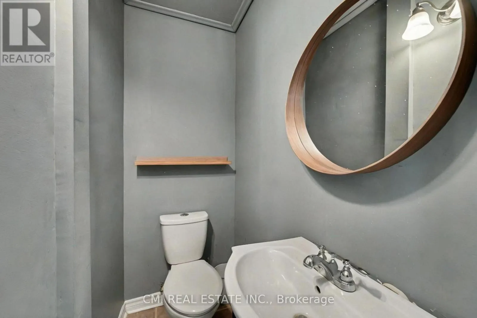 2610 ISLINGTON AVENUE