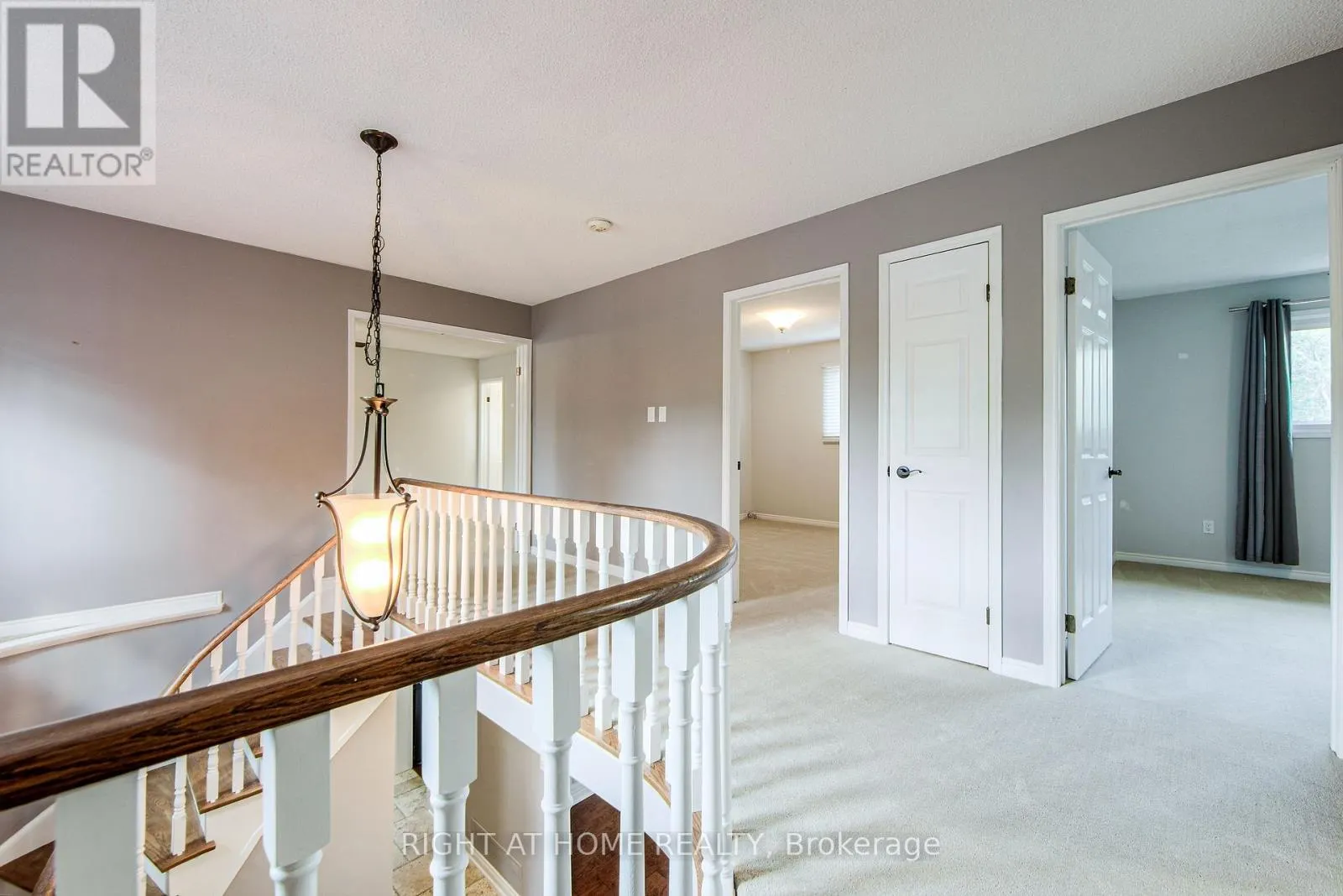 1020 ROXBOROUGH DRIVE