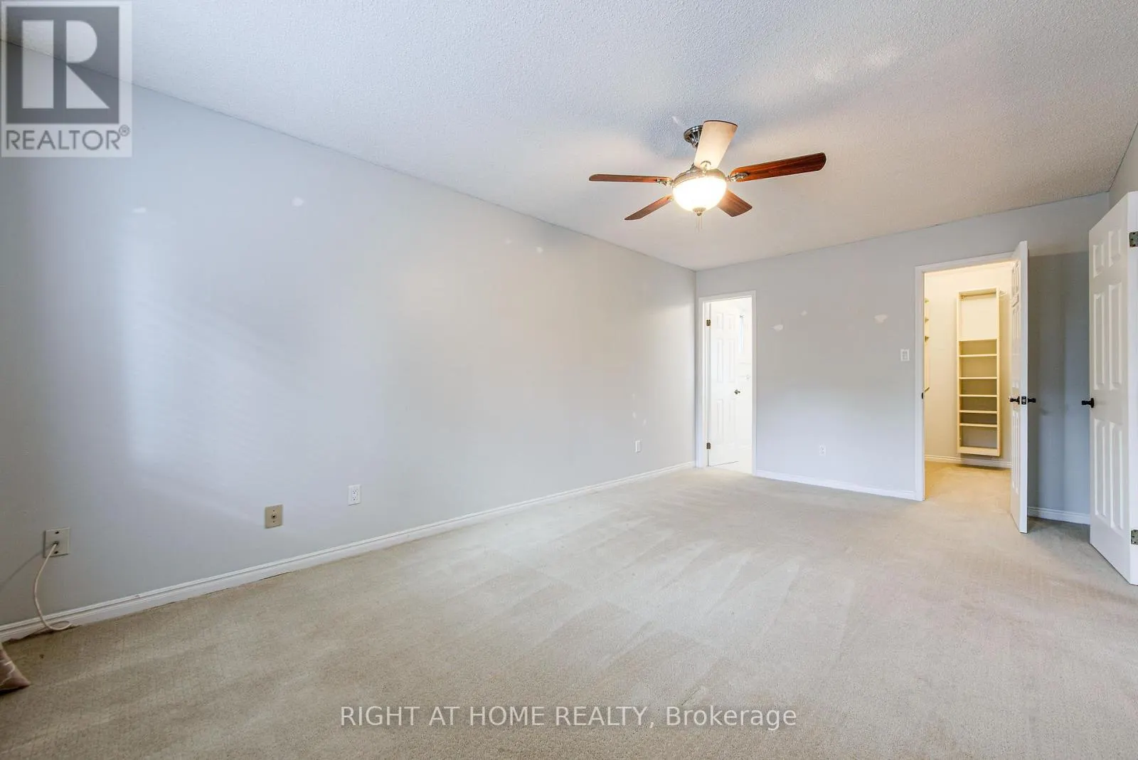 1020 ROXBOROUGH DRIVE