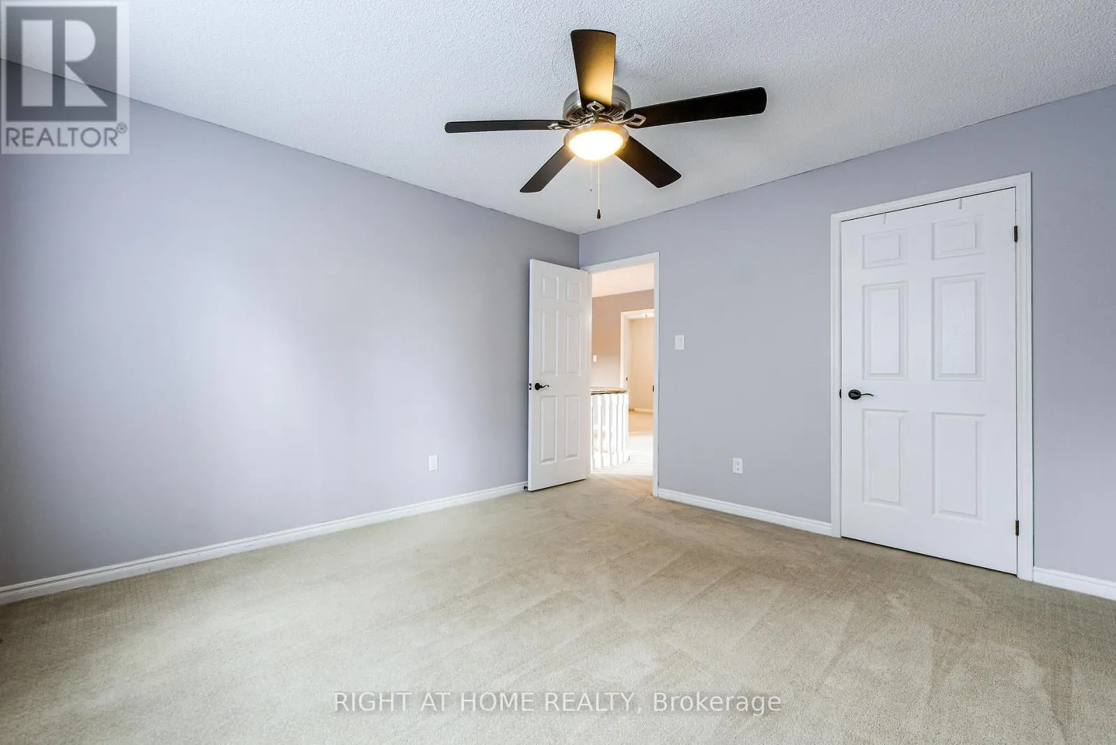 1020 ROXBOROUGH DRIVE