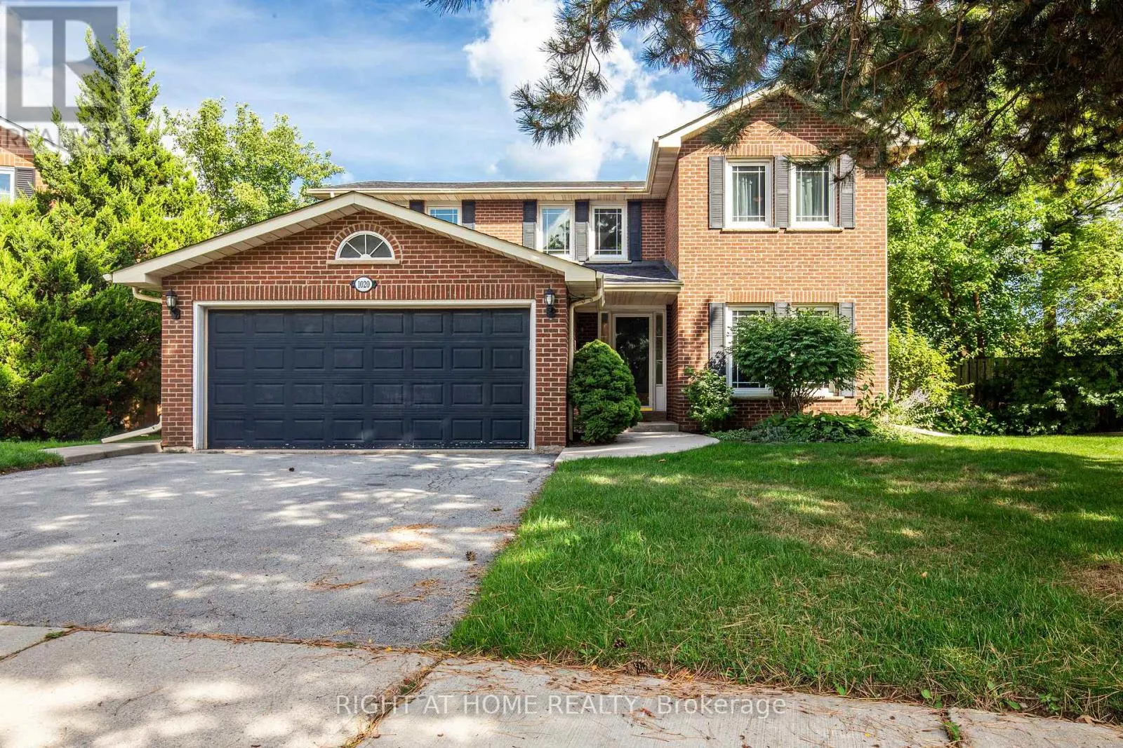 1020 ROXBOROUGH DRIVE