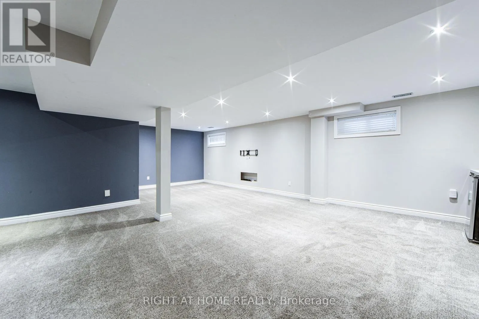 1020 ROXBOROUGH DRIVE