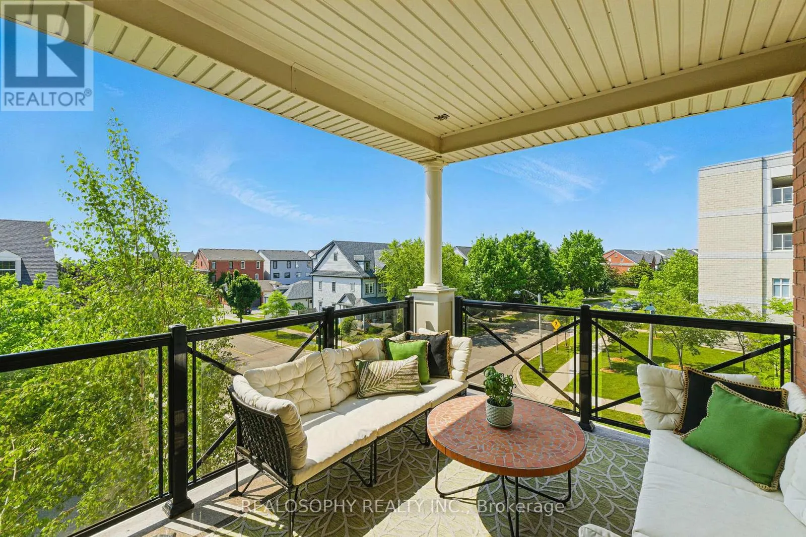 304 - 2333 SAWGRASS DRIVE