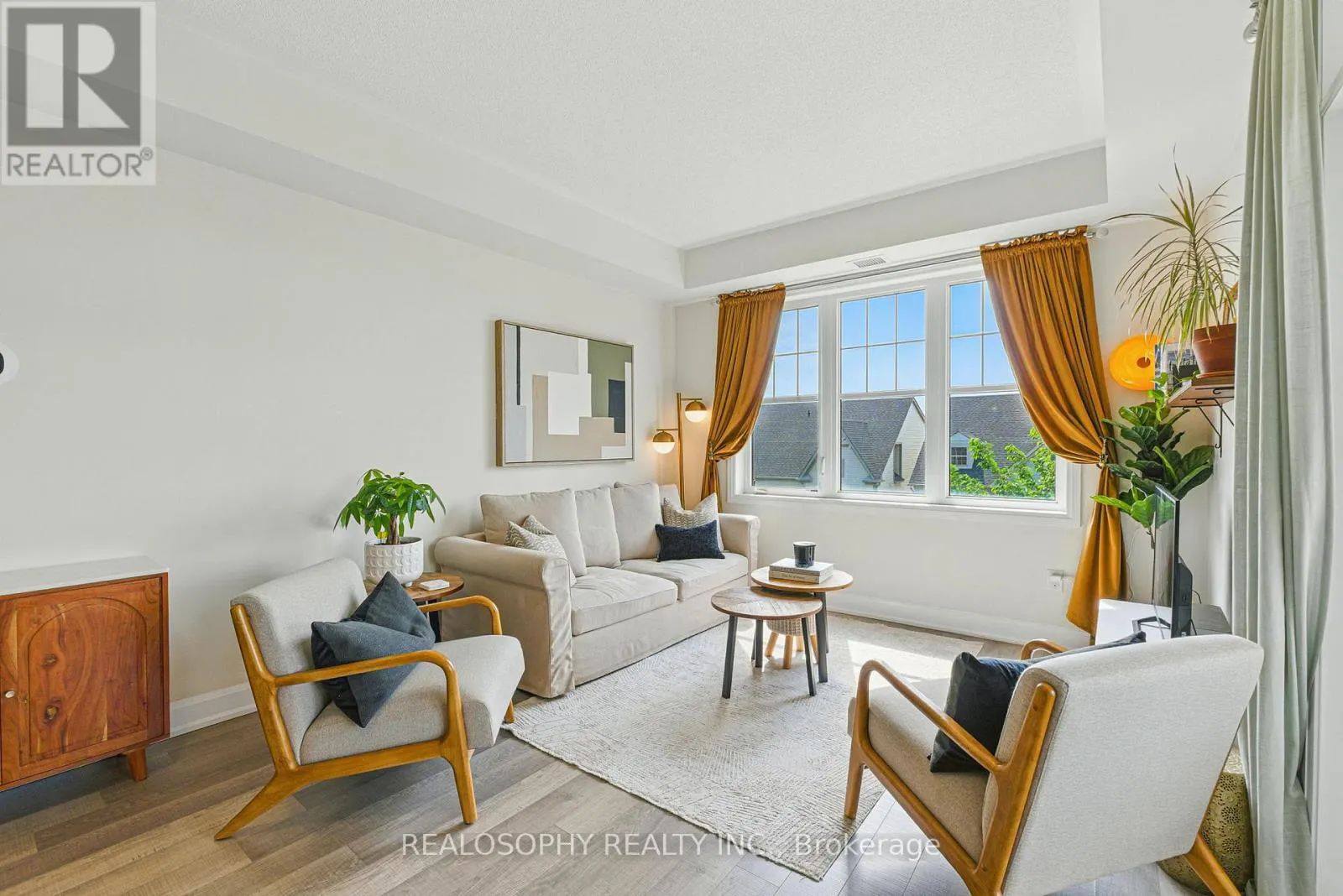 304 - 2333 SAWGRASS DRIVE