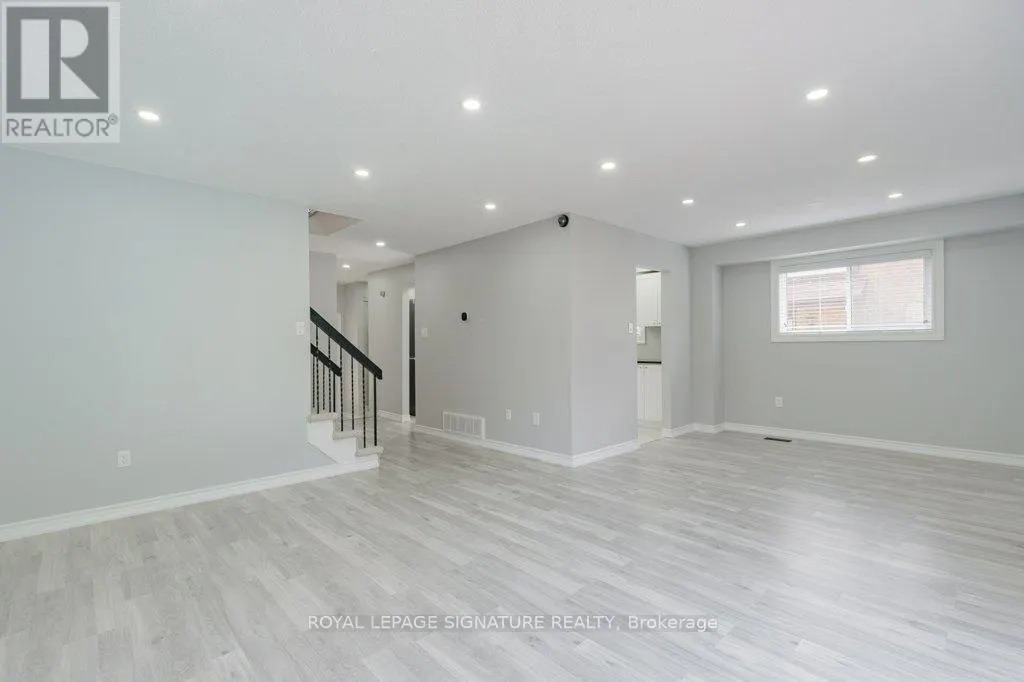 MAIN - 48 LAWNDALE CRESCENT