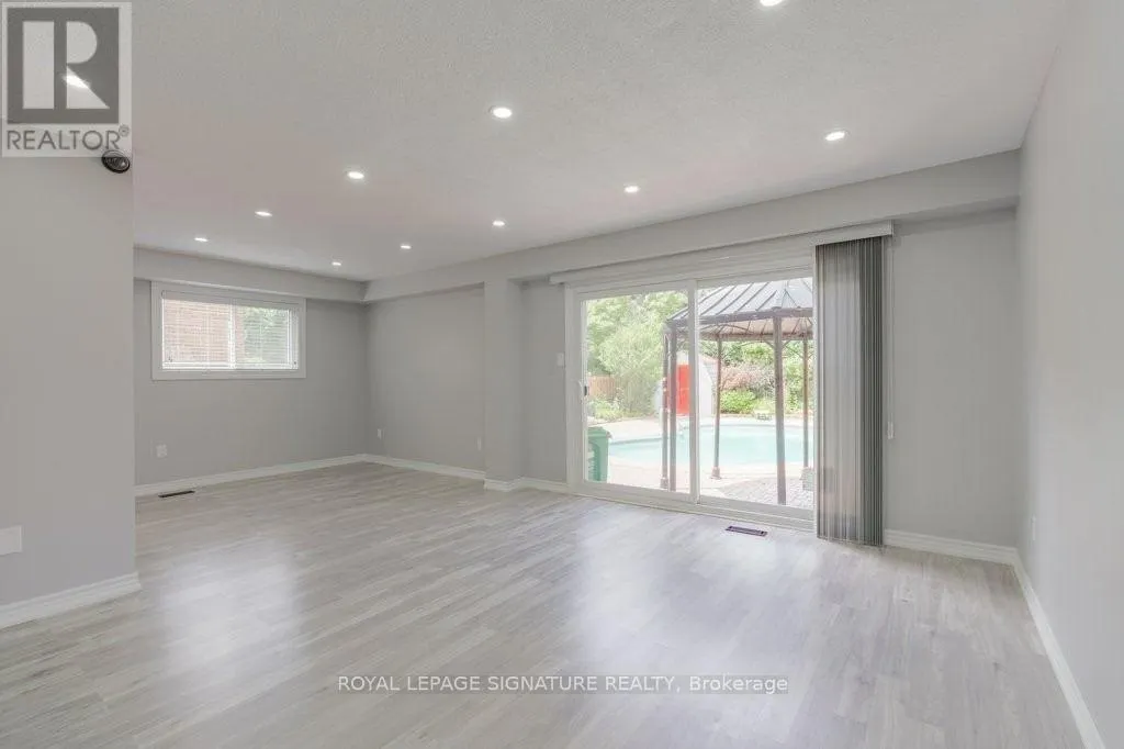 MAIN - 48 LAWNDALE CRESCENT