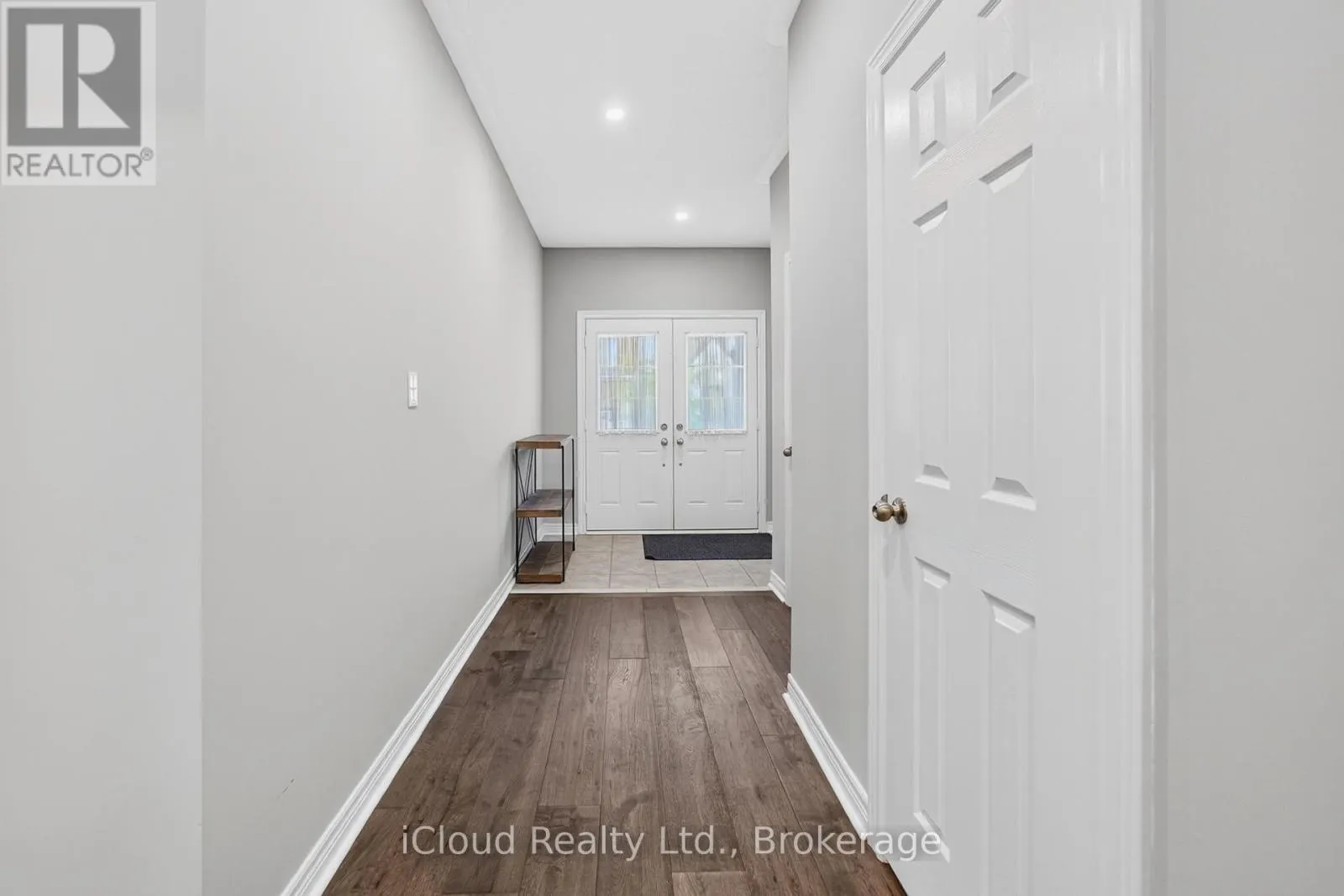 617 MOCKRIDGE TERRACE