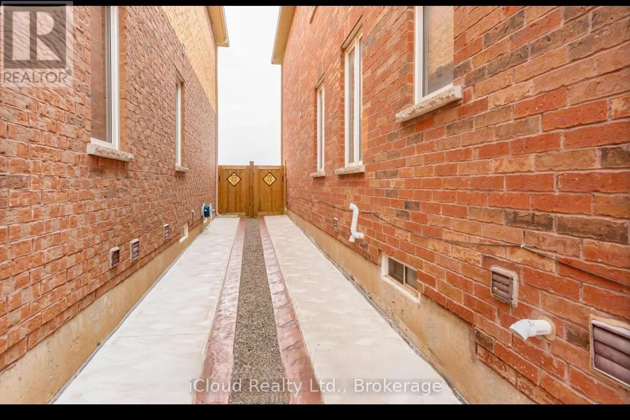 617 MOCKRIDGE TERRACE