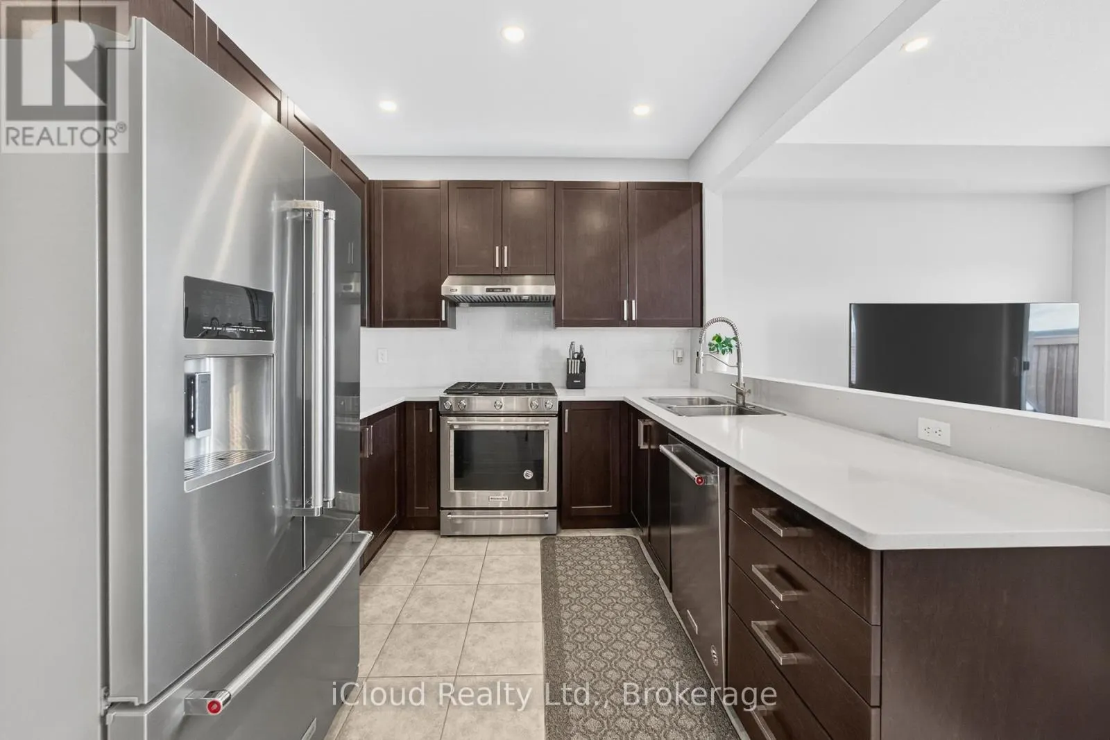 617 MOCKRIDGE TERRACE