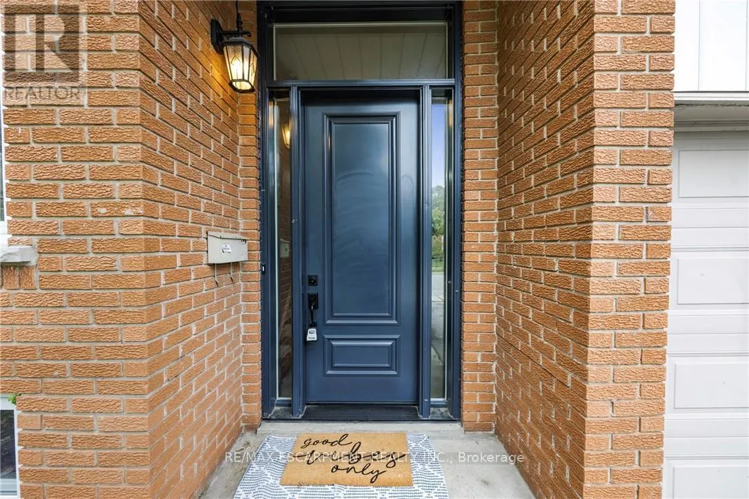 1196 DOWLAND CRESCENT