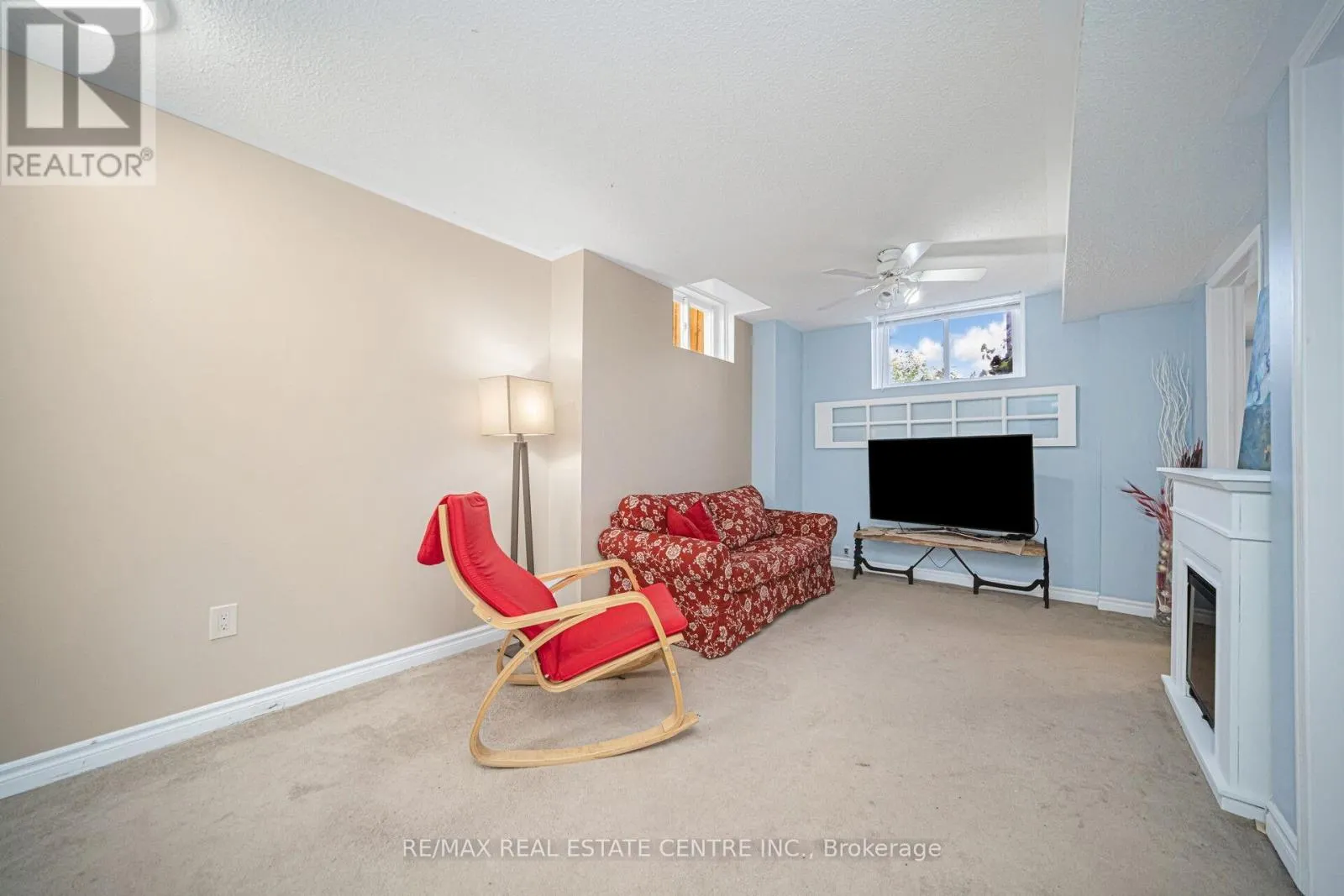 19 SILKWOOD CRESCENT