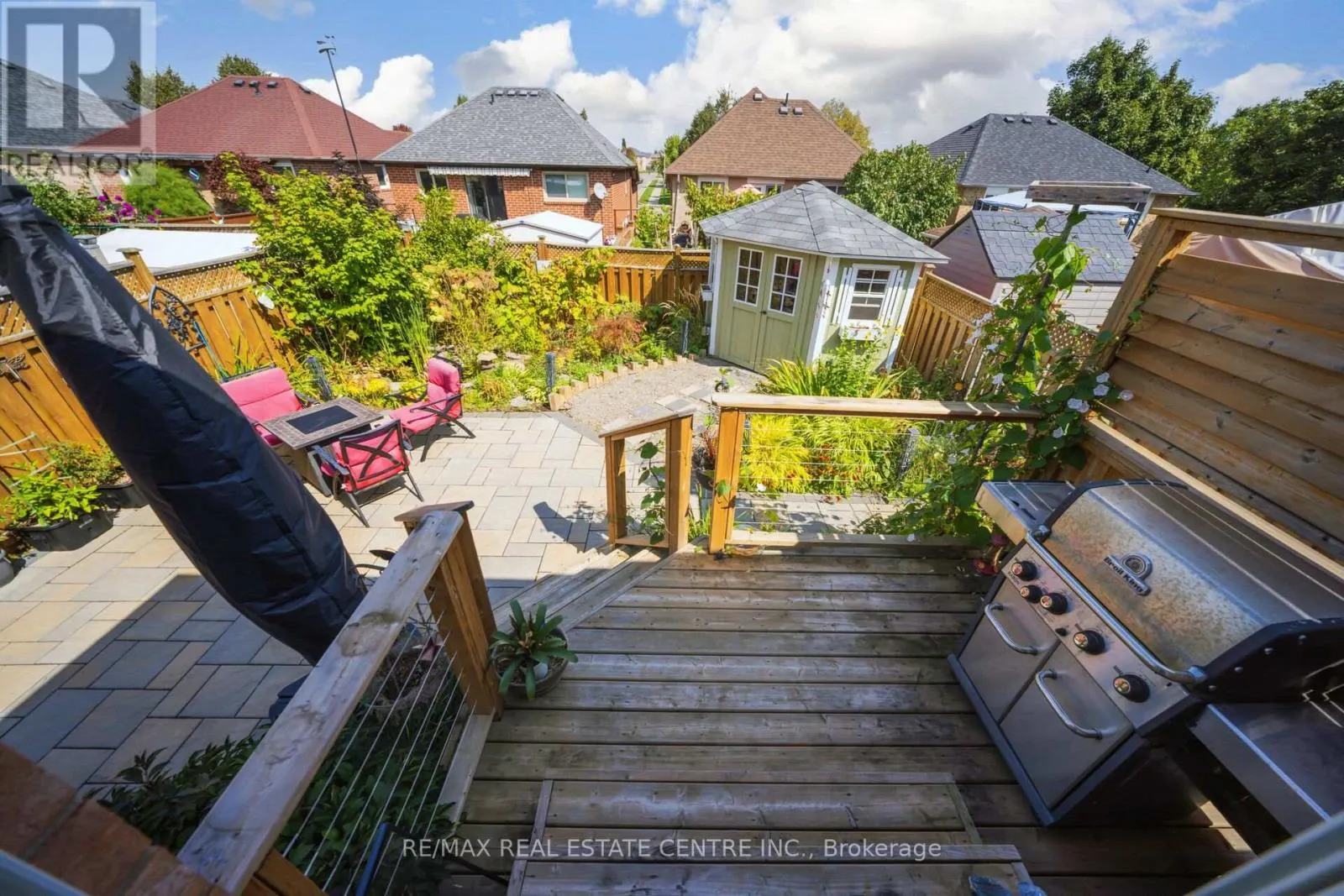 19 SILKWOOD CRESCENT