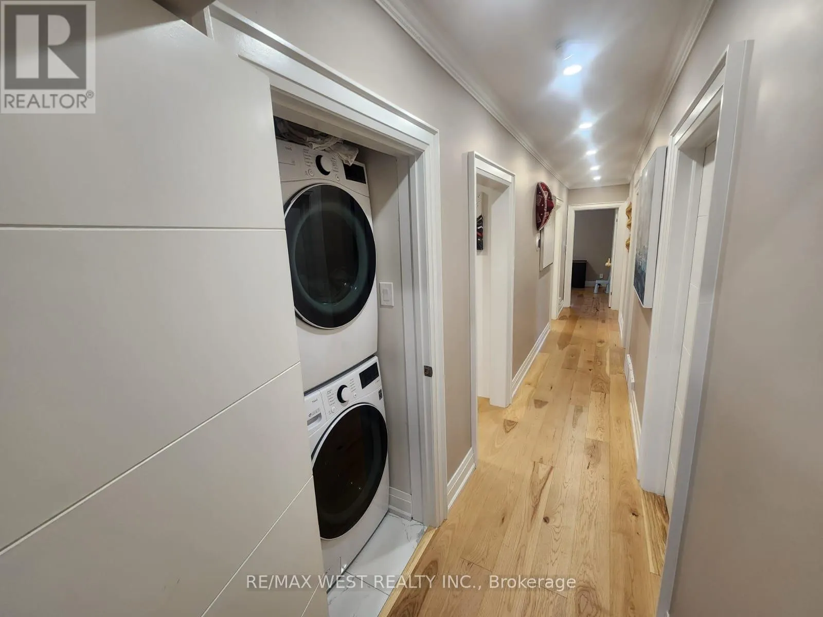 MAIN FLOOR - 44 LANDRON CRESCENT