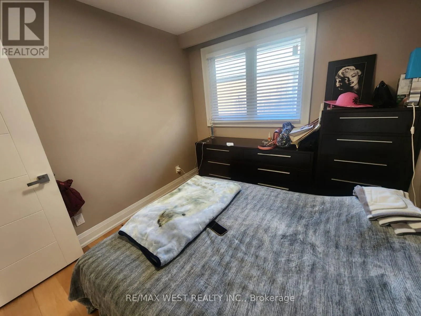 MAIN FLOOR - 44 LANDRON CRESCENT